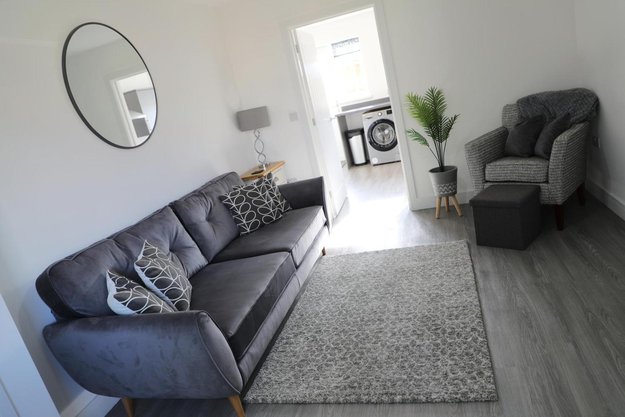 Modern, Two Double Bedroom House With Free Parking Чепстоу Екстериор снимка
